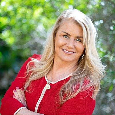 Dawn Tiura, 𝗣𝗿𝗲𝘀𝗶𝗱𝗲𝗻𝘁 𝗮𝗻𝗱 𝗖𝗘𝗢 at SIG | ORG