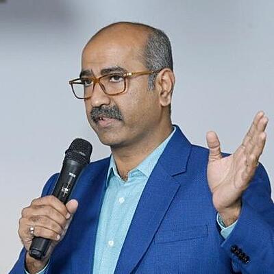 Deepak Malkani, Head of GBS, India at Akzonobel